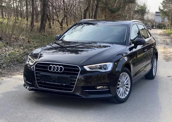 samochody osobowe Audi A3 cena 48900 przebieg: 211000, rok produkcji 2013 z Poręba